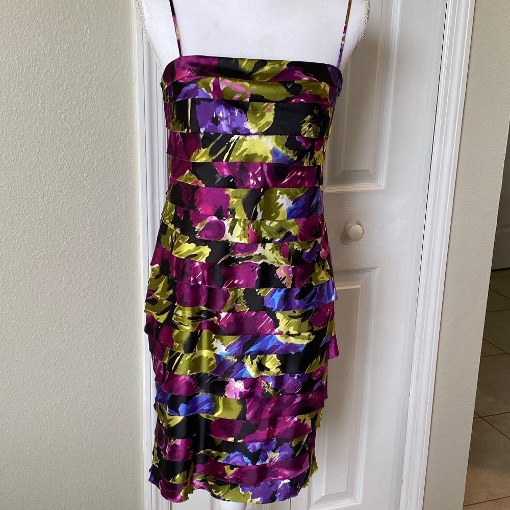 NW Collection Pencil Ruffle Dress 8P